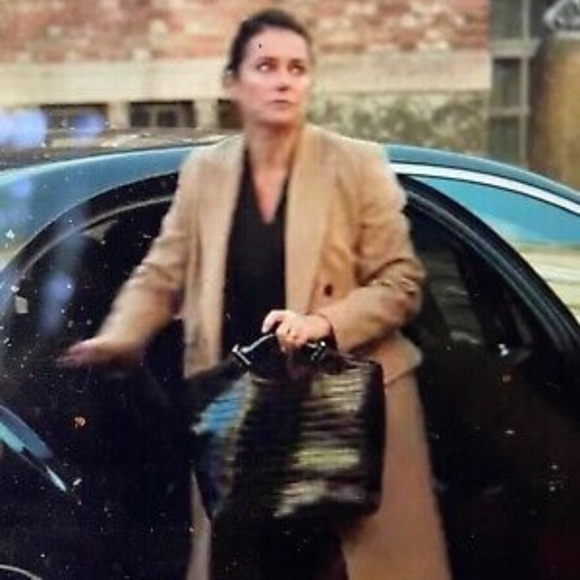 Decadent copenhagen stella bag (From TV show borgen: power & glory) - Picture 7 of 11